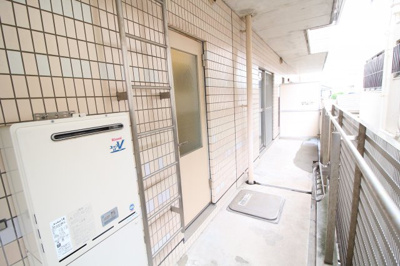 【バルコニー】 | ディーズレジデンス