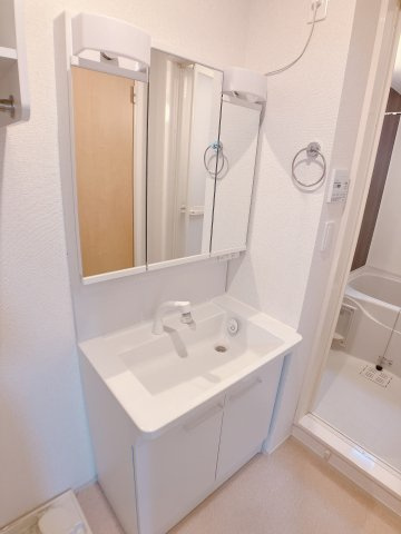 セシルの独立洗面台