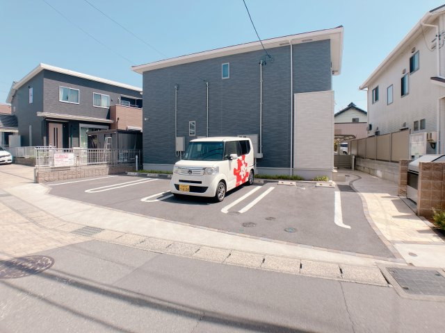 セシルの駐車場