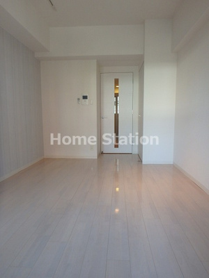 【居間・リビング】 | レジュールアッシュ梅田ウエストゲート