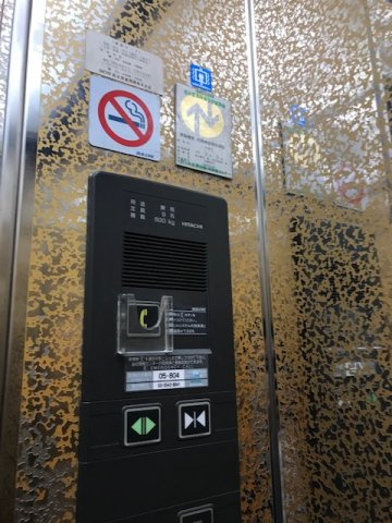 コア京橋ビルのエントランス