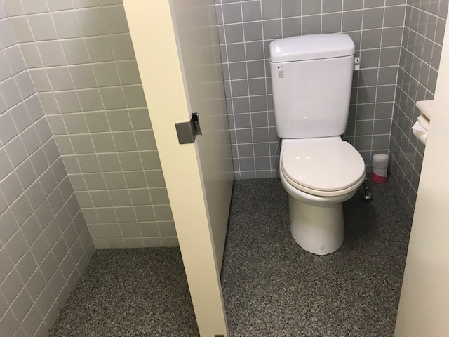 宝ビルのトイレ