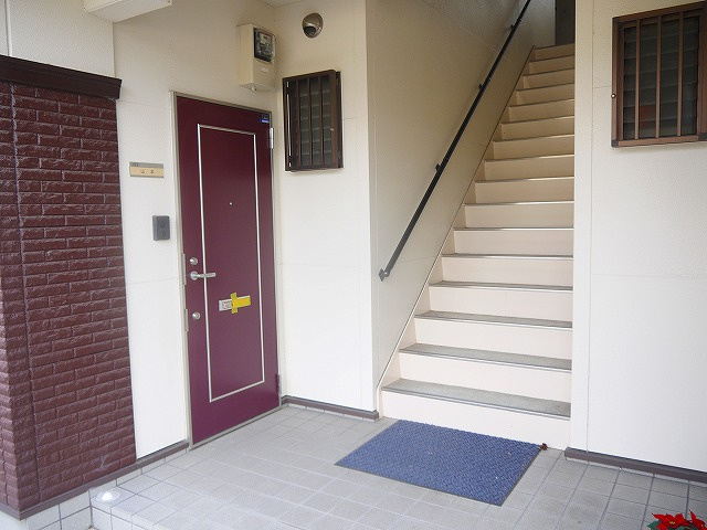 ハイツ久（Ⅱ）のエントランス