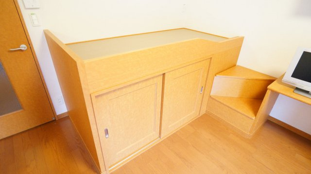 レオパレスエストの収納