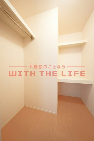 イーストパーク【10，000円キャッシュバック対象物件】の洋室|落ち着いた色調の洋室です