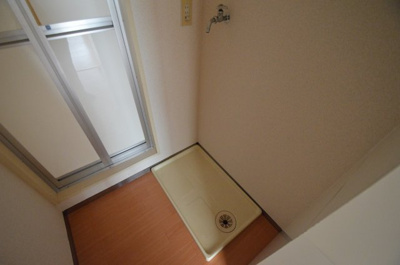 【設備】 | シャトレ春日野道 | 洗濯機置き場