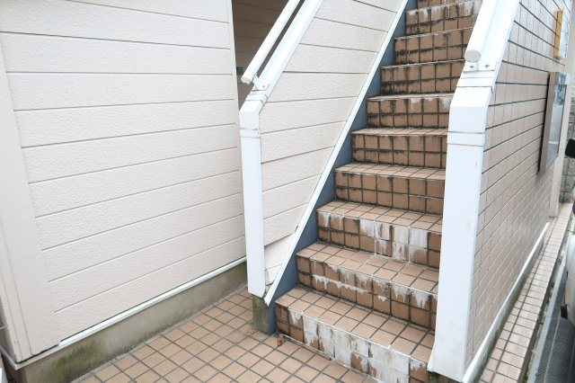 ルーナ寝屋川のその他共用部分|共用階段