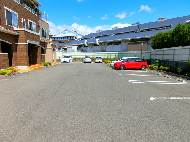 ジュビリーハウスの駐車場
