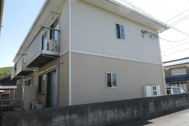 倉敷市吉岡のタウンの外観