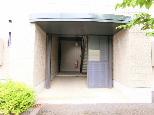 グランドパレスBのエントランス