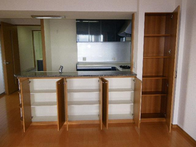 【収納】 | リーガルタワー大阪