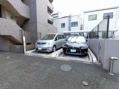 【駐車場】 | グレイス蒲田東 | 機械式駐車場