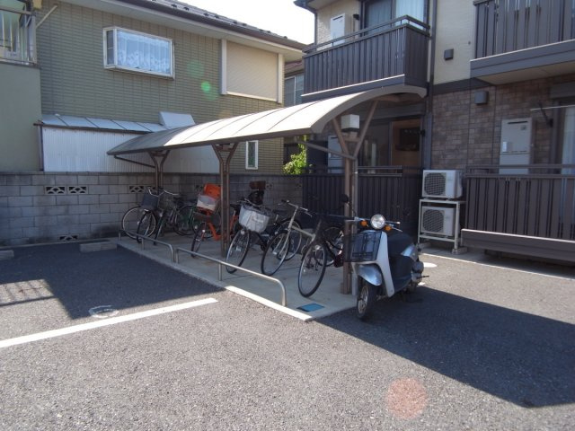 ファーストキャロベリーのその他共用部分|駐輪場もありますよ！