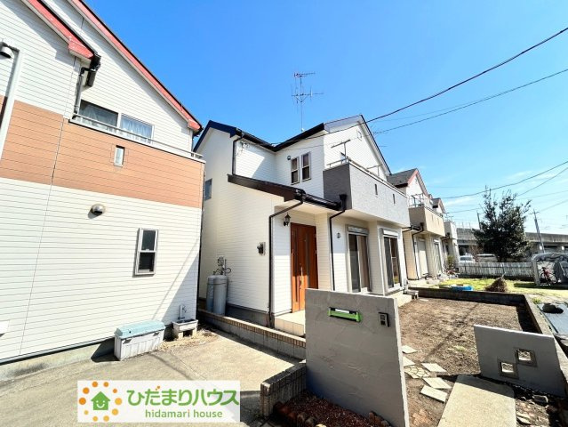 伊奈町西小針5丁目　中古一戸建ての外観