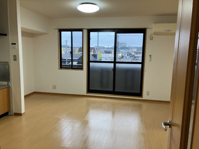 【居間・リビング】 | ルミエールC