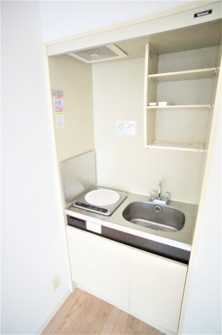 PINE　SEA　TSUDANUMAのキッチン|１口IHコンロシステムキッチンです