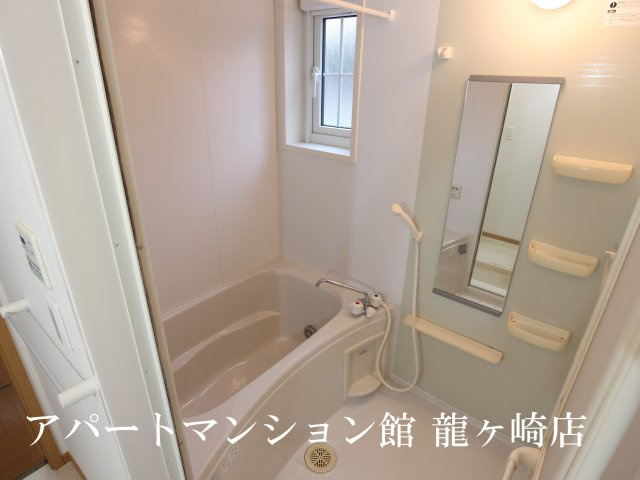 さくらヒルズ霞台　弐番館の浴室