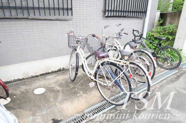 ベルメゾン枚方Ⅰのその他共用部分|敷地内駐輪場