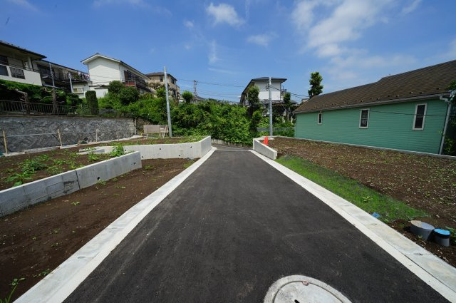 新規開発分譲地の整った街並♪近隣には公園、教育・医療施設等が充実♪保土ヶ谷区桜ヶ丘1丁目　全６棟新築戸建ての外観|新規開発分譲地の、整った街並みです。