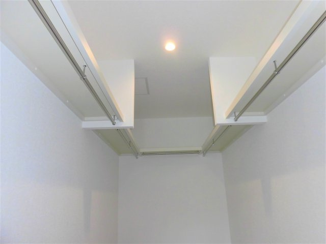 Bird garden Ogaki West  の収納