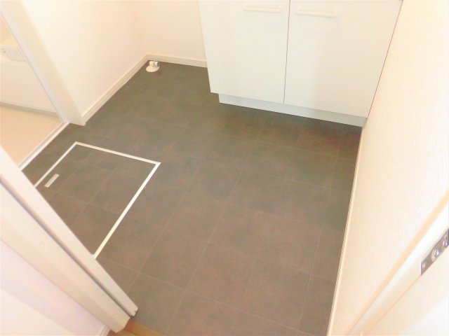 Bird garden Ogaki West  の洗面所