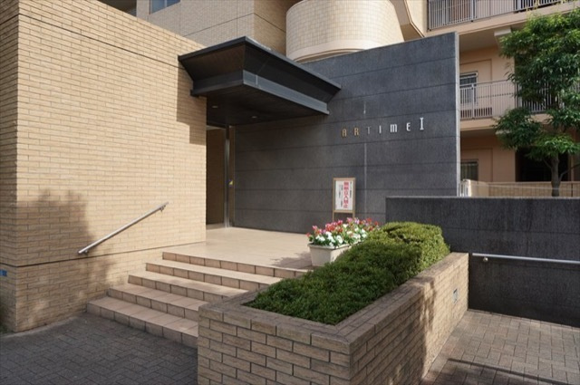 グロス・ヴュー・スクエア　アルタイムⅠ（川崎区田町2丁目）のエントランス|毎日通るエントランスはこのようになっています
