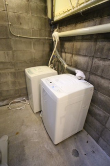【その他共用部分】 | THE NEXT DOOR | 共用洗濯スペース無料でご利用可能となっております。