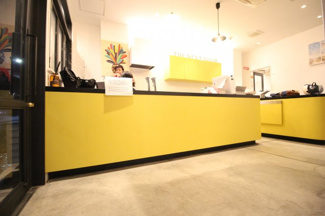 【エントランス】 | THE NEXT DOOR