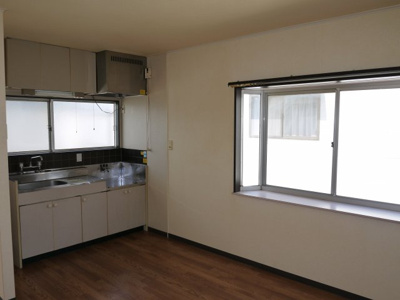 【キッチン】 | コーポホワイトハウス