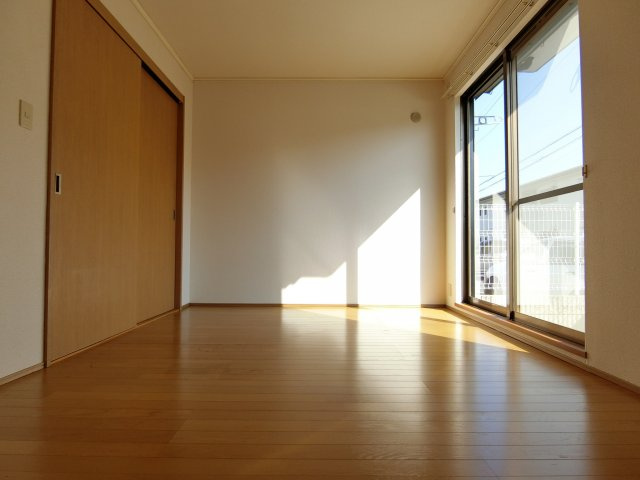 エクセレントＴＡＫＡ　Ａ棟の居間・リビング