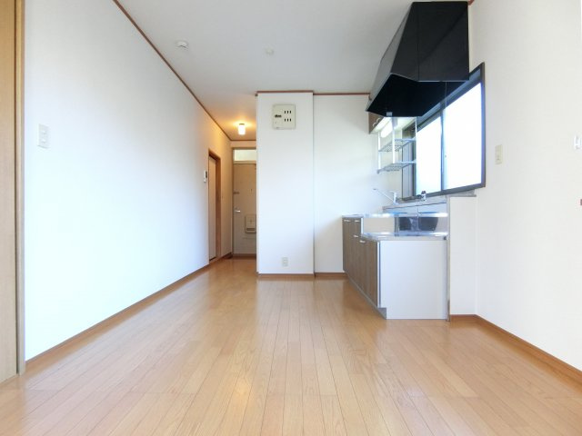 エクセレントＴＡＫＡ　Ａ棟の居間・リビング