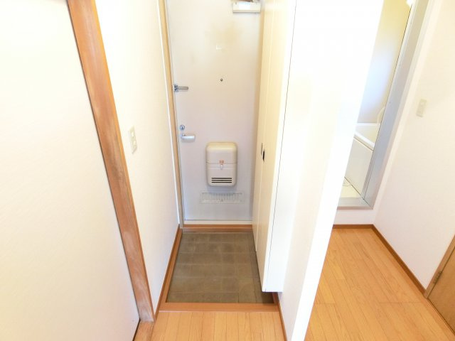 エクセレントＴＡＫＡ　Ａ棟の玄関