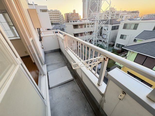 あけぼのＳＳビルのバルコニー