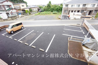 【駐車場】