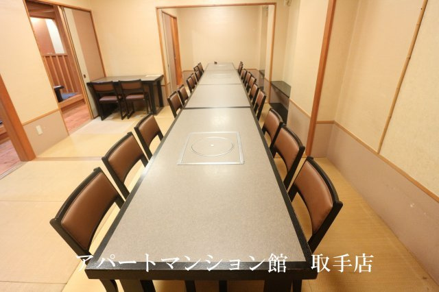 山中屋本店ビルの内装