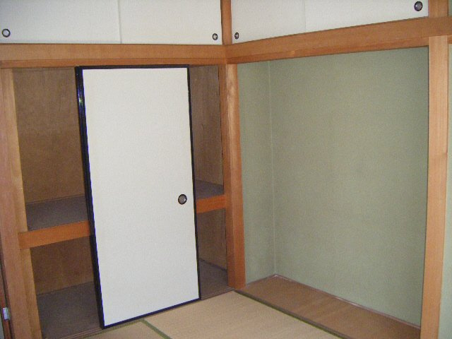 上山スカイハイツの収納|天袋付き