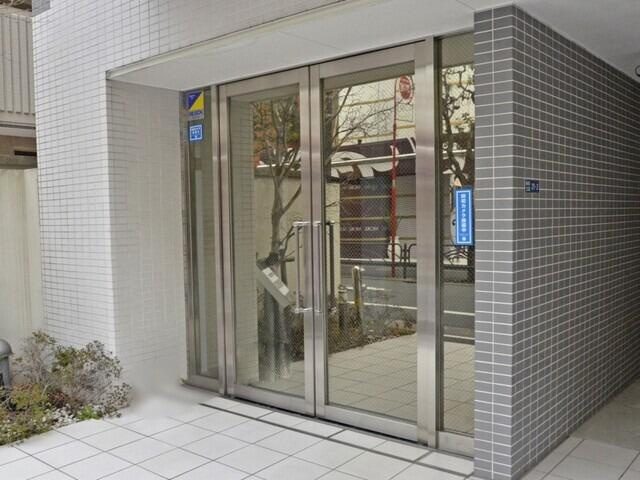 アルテシモ パッソのエントランス