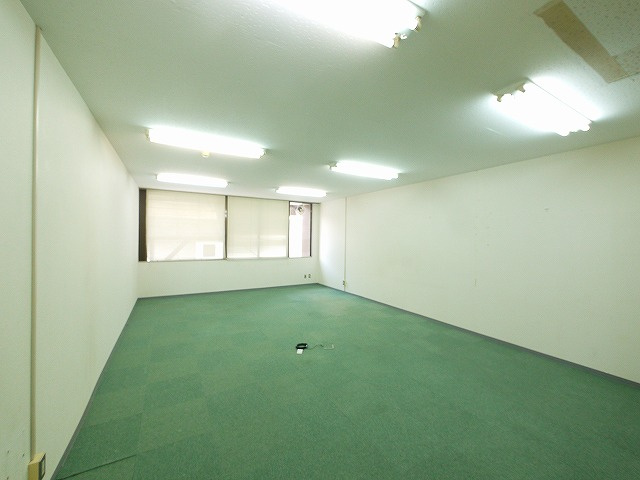 市役所前三和ビル（1-87）