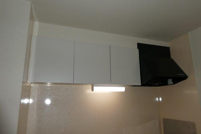 セレーノBのキッチン|キッチン上収納