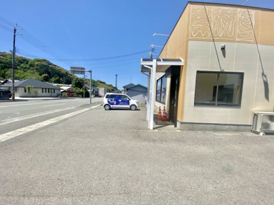 【駐車場】 | N様重根テナント