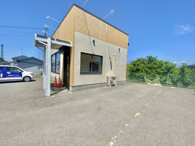 【駐車場】 | N様重根テナント