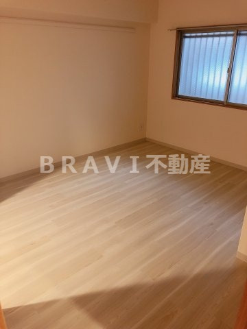フォレステージュ谷町　BRAVI不動産の寝室|【フォレステージュ谷町】落ち着いて過ごせるお部屋なので、寝室にいかがでしょうか