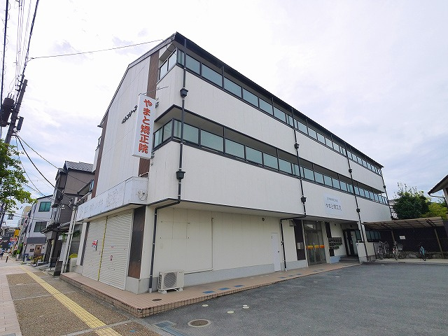 ベルコリーヌ紺屋の外観
