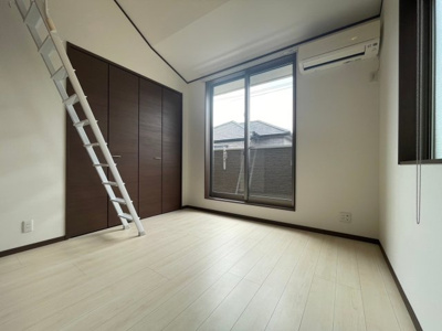 【寝室】 | テルママーレ鷹匠町