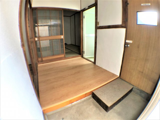 太郎左衛門住宅C-OVⅢの玄関