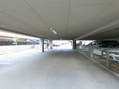 【駐車場】 | サーパス日吉本町 | 平置き駐車場・機械式駐車場