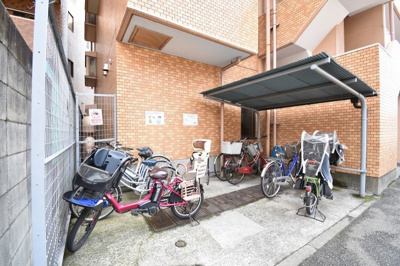 【その他共用部分】 | ライオンズプラザ井土ヶ谷弐番館 | 敷地内駐輪場