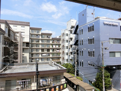 【展望】 | チサンマンション第三江坂 | 【現地写真】
周りに高い建物はございません♪