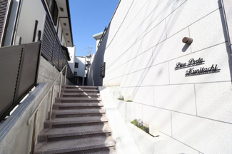 【エントランス】