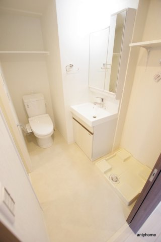 エグゼ難波南6　仲介手数料無料の洗面所